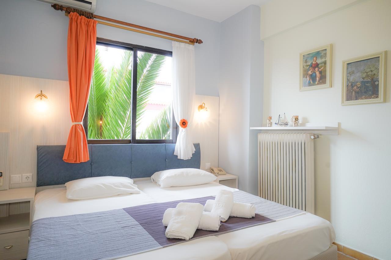Dionisos Palms Apartments Paralia Dionisiou Exterior foto